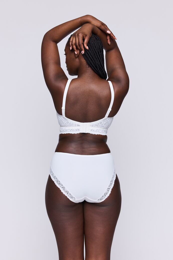 Prima Donna Salerno Bralette - Natural White - Supporting Eve Lingerie