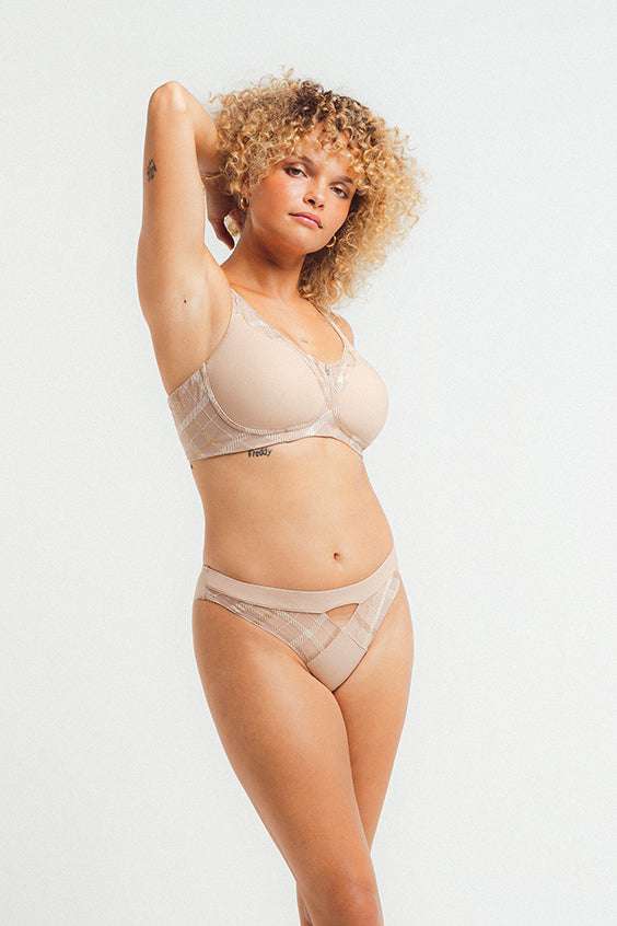 Louisa Bracq Albanach Non Wired Bra - Supporting Eve Lingerie