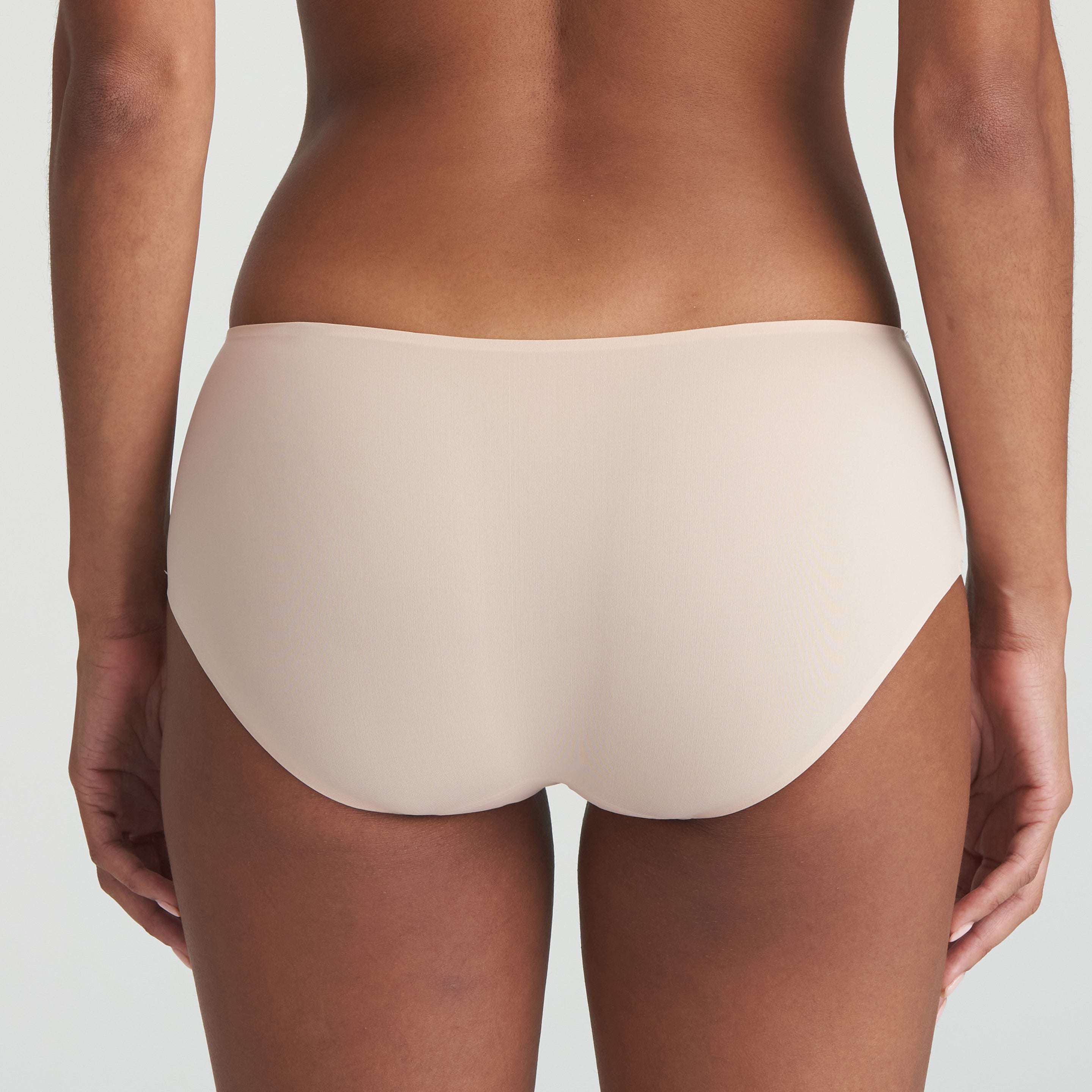 Stylish display of Marie Jo TOM Seamless Shorts, showcasing a modern neutral tone perfect for versatile styling.